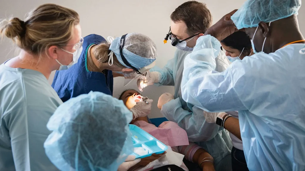 Cirurgia Dentária Cirurgia Dentária