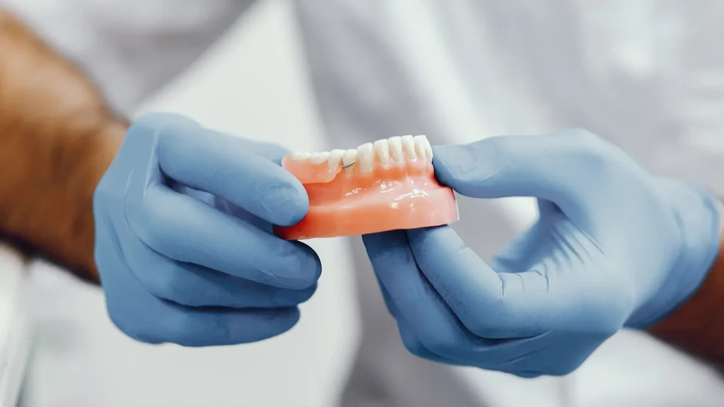 Próteses Fixas ponte Próteses Fixas ponte